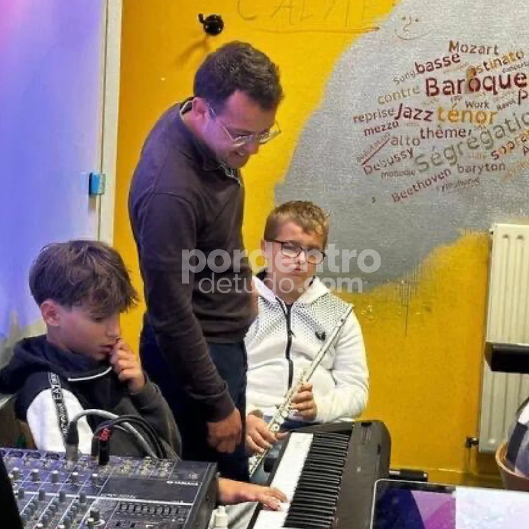 Educador de Pedro Leopoldo recebe título honorífico na França por contribuição à educação e à cultura