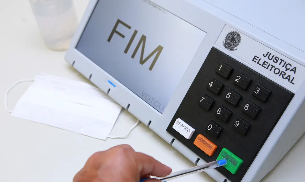 Um em cada cinco eleitores não votou; número representa mais de 33 milhões de pessoas