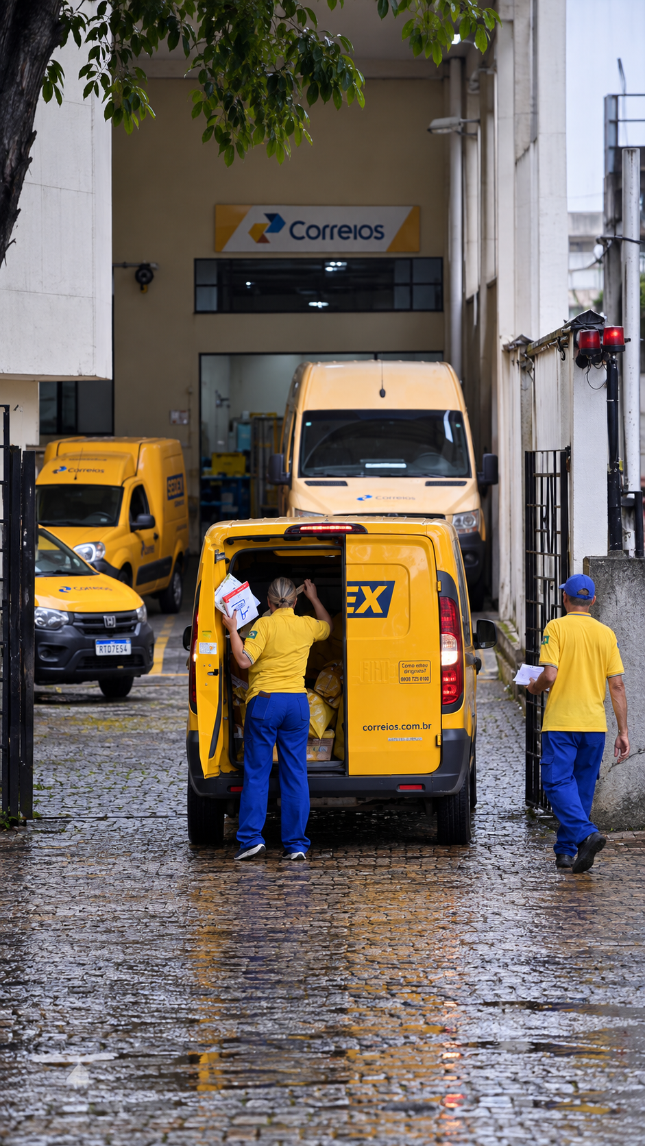 AliExpress e Correios firmam acordo para acelerar entregas no Brasil