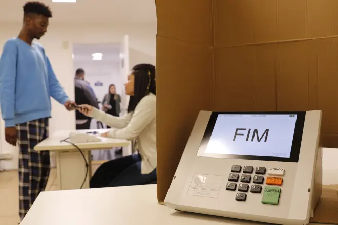Eleições 2026: 17,5% ainda não definiram voto para presidente, aponta pesquisa