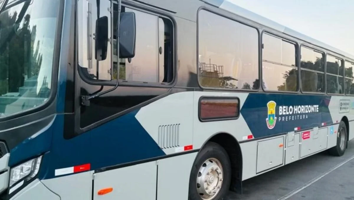 Quase 1 em cada 3 ônibus de BH tinha problema no ar-condicionado durante onda de calor