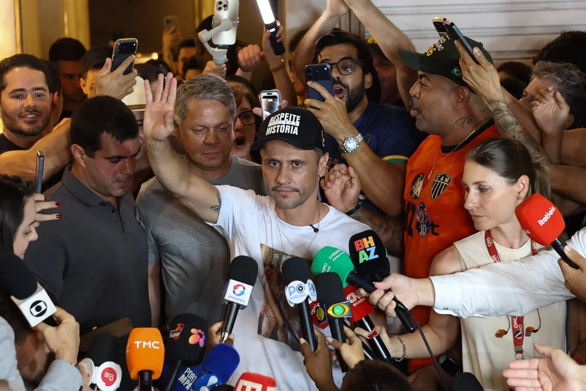 Cleitinho chama Mateus Simões para integrar seu governo em Minas