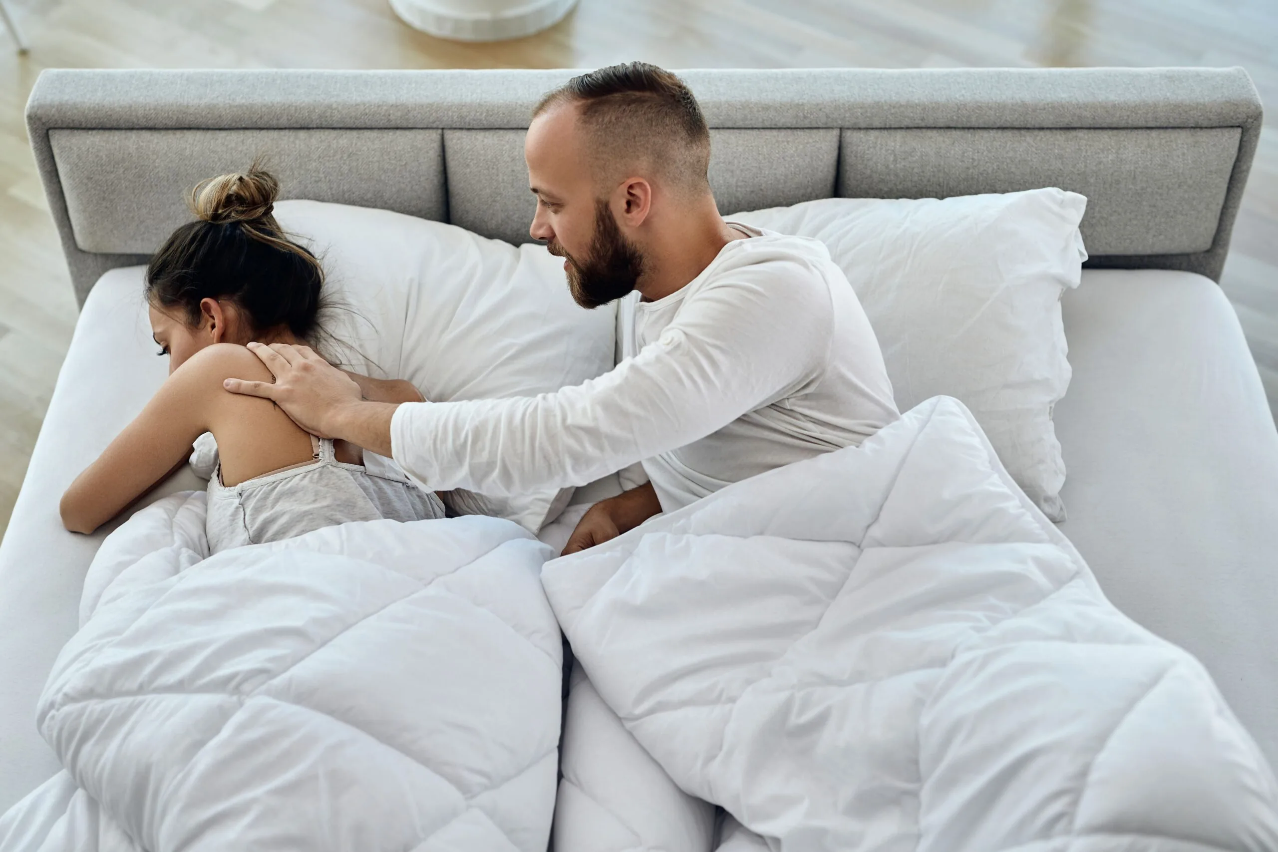 Dívidas e insegurança financeira podem afetar relacionamentos e até a vida sexual