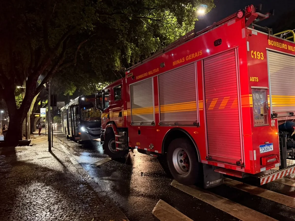 Mulher em situação de rua morre após ser atingida por ônibus na área hospitalar de BH