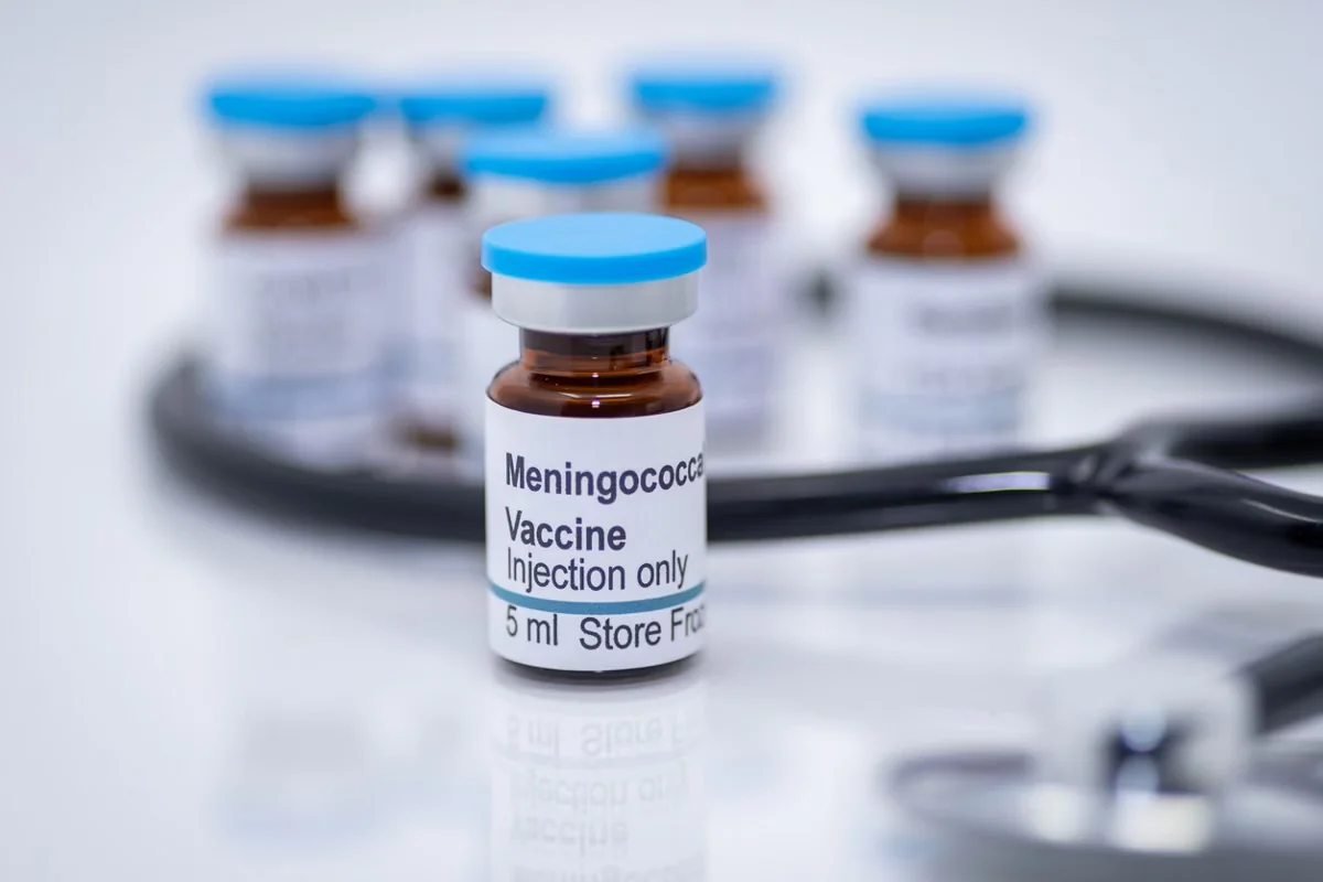 Meningite pode matar em menos de 24 horas, mas só 19% dos pais conhecem a gravidade