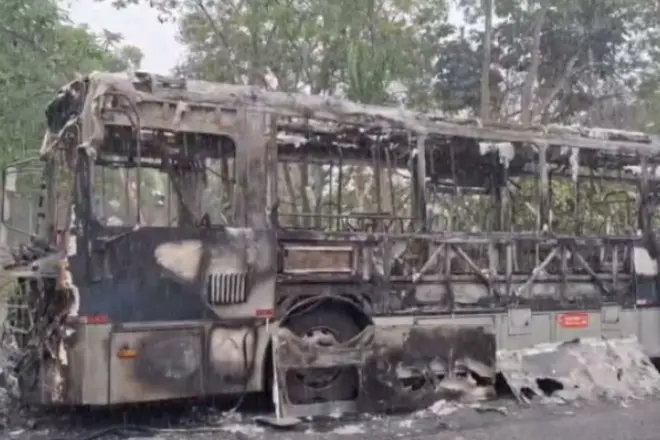 Três suspeitos de incendiar ônibus em BH são detidos; armas e drogas são apreendidas