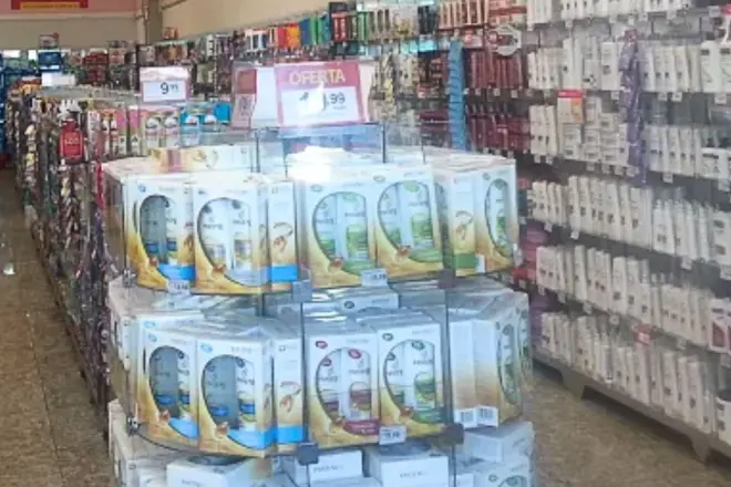 Idosa de 74 anos chora após ser acusada de furto em loja de cosméticos em BH