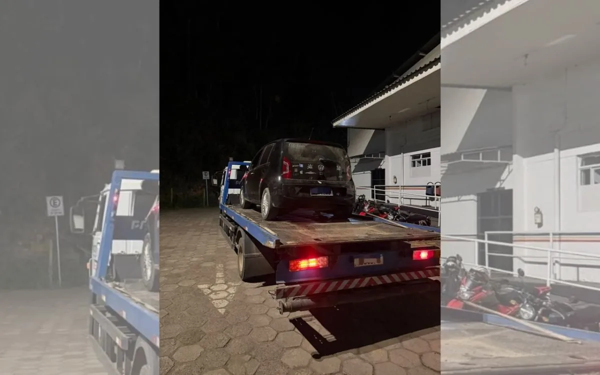 Mulher é espancada, amarrada em buraco e tem carro roubado em MG