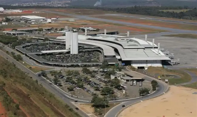 Aeroporto de Confins registra alta de 12,8% no transporte de cargas em 2026