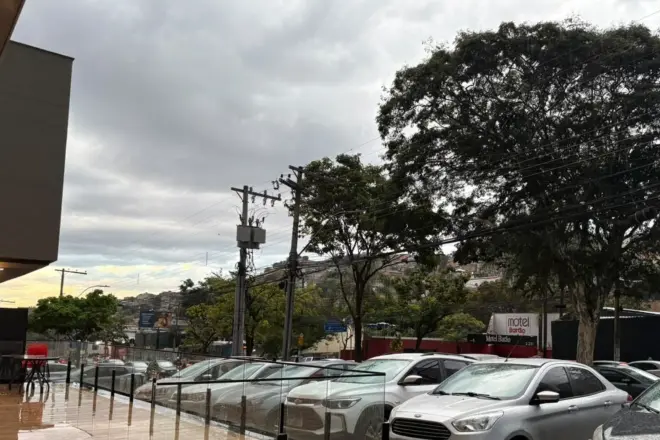 Frente fria traz risco de tempestades e chuva forte em Minas neste sábado