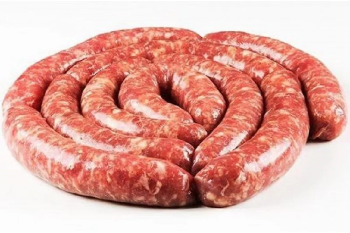 Anvisa proíbe linguiça defumada após detectar bactéria perigosa