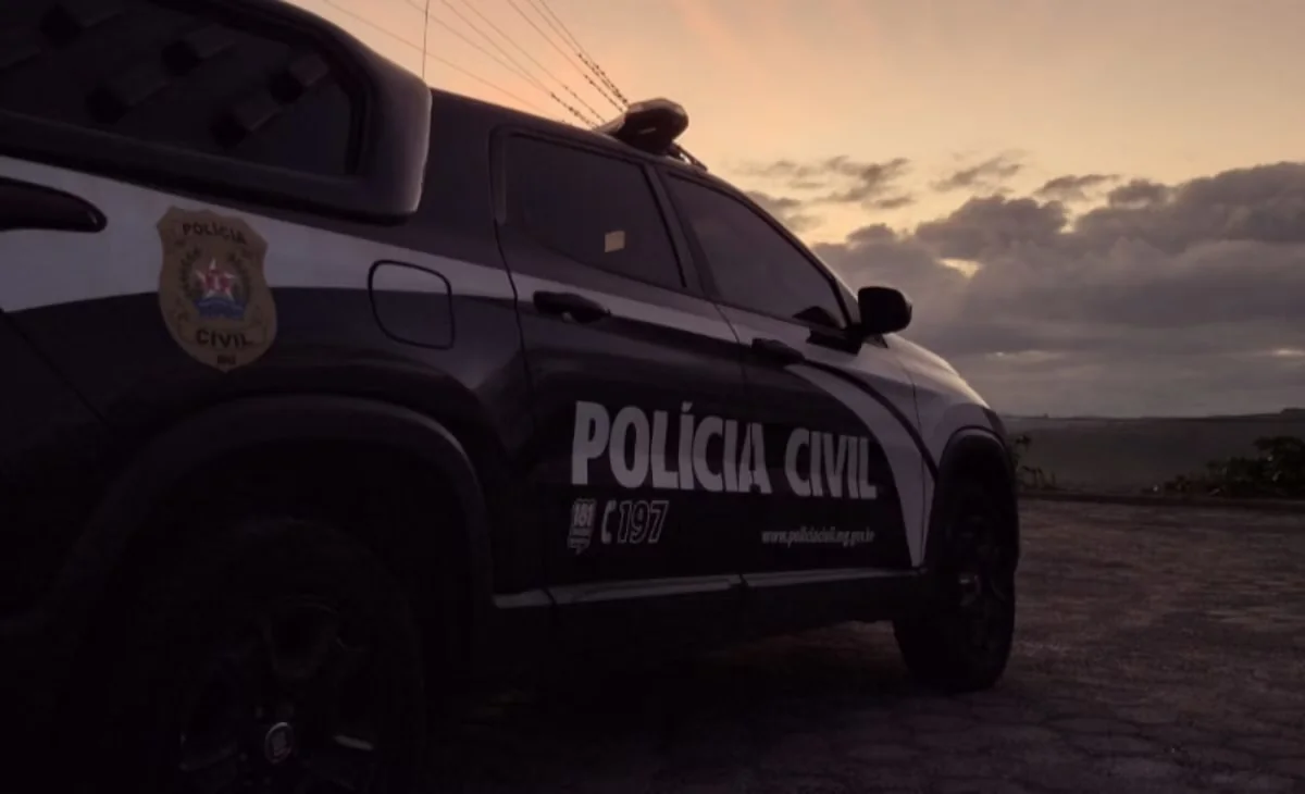 Sangue e impressão digital em carro ajudam a prender suspeitos de homicídio em MG