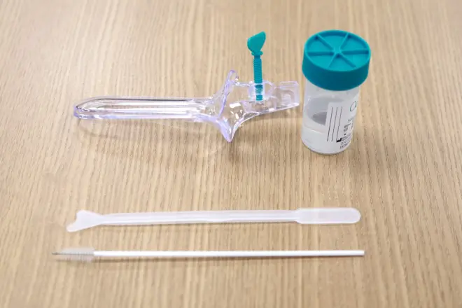 Teste de HPV pelo SUS chega a 26 estados e amplia prevenção ao câncer do colo do útero