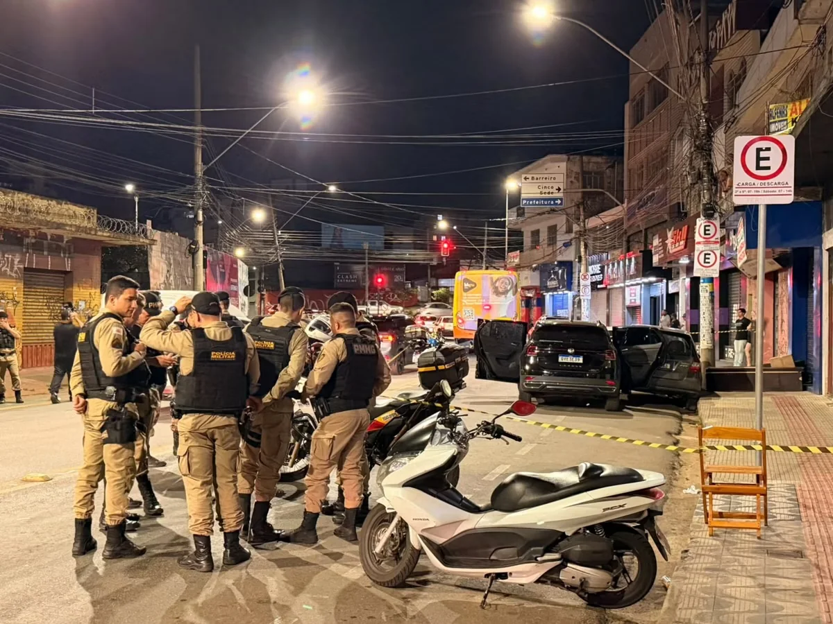 Jovem sofre emboscada e é baleado no pescoço e no abdômen em Contagem