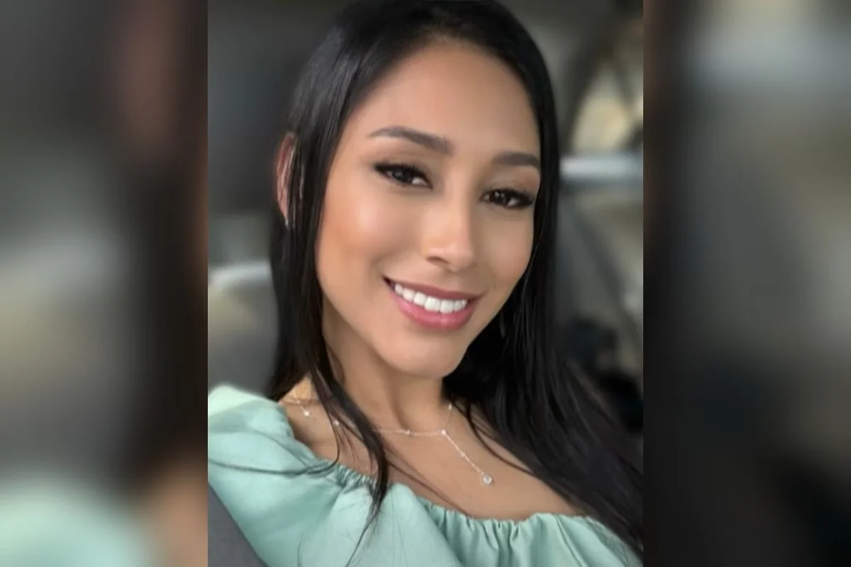 Jovem de 24 anos é morta com tiro na cabeça pelo ex-namorado diante do irmão
