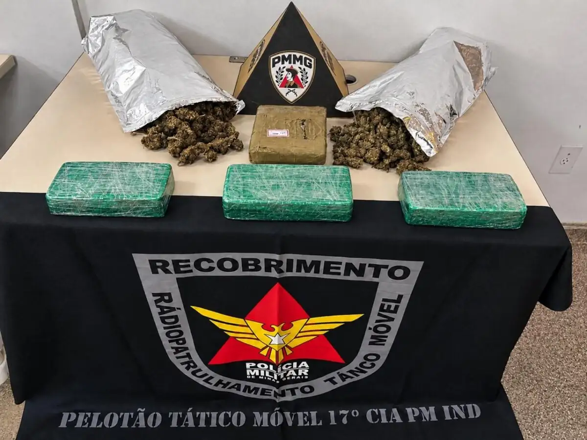 Três homens são presos com crack, maconha e skunk durante abordagem da PM
