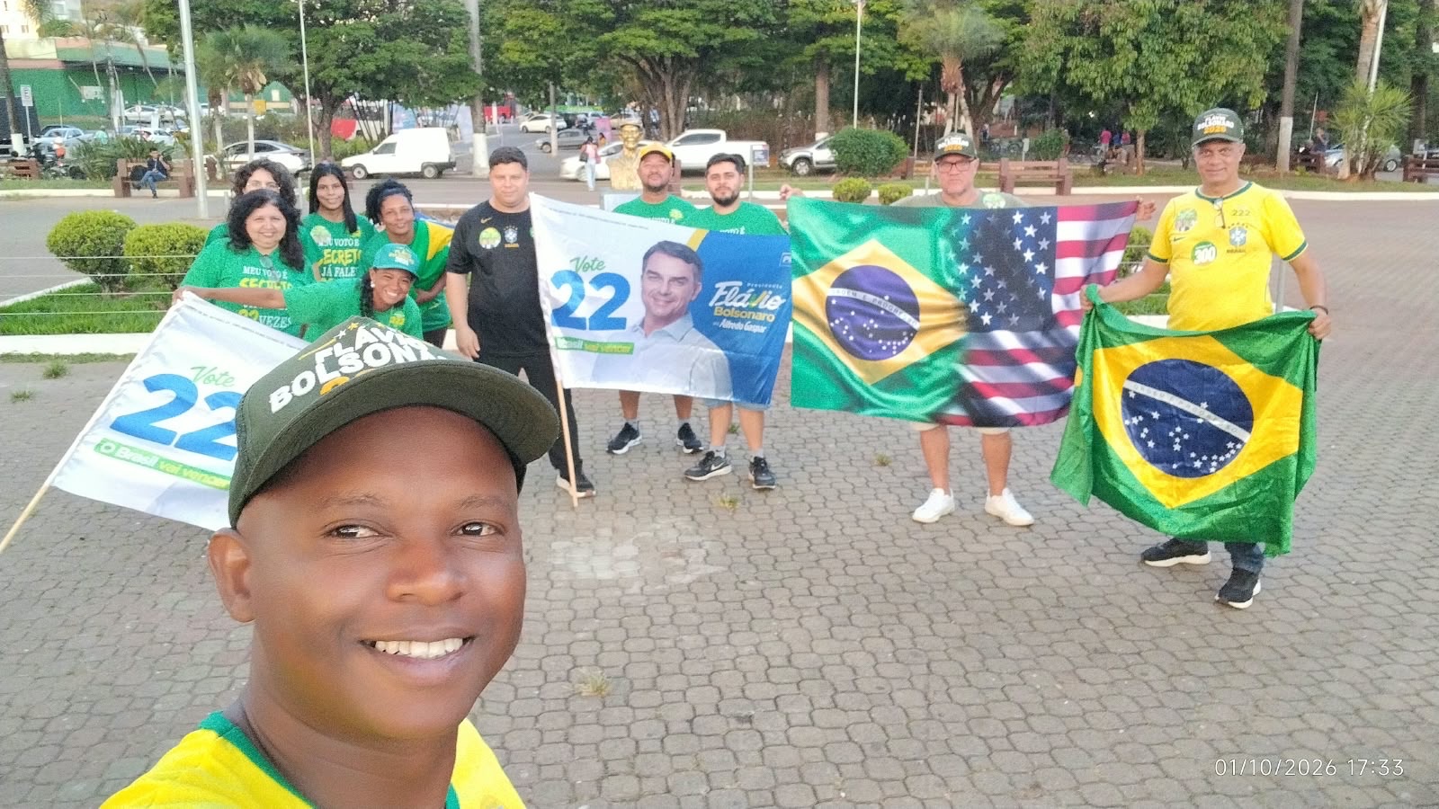 VÍDEO: Apoiadores de Pedro Leopoldo participam de último ato com Nikolas e Pablo em BH