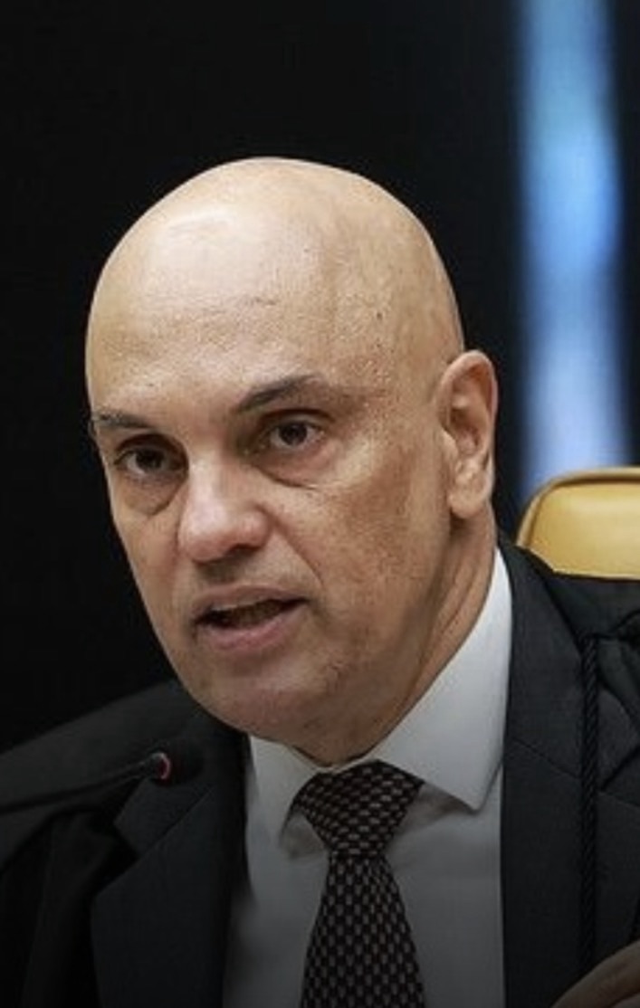STF decide não adotar medidas imediatas após saída de Flávio Bolsonaro do Brasil