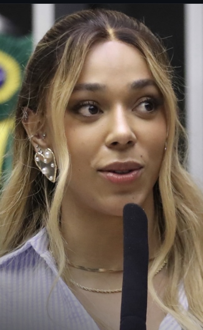 Erika Hilton se torna a deputada federal mais votada da história do Brasil