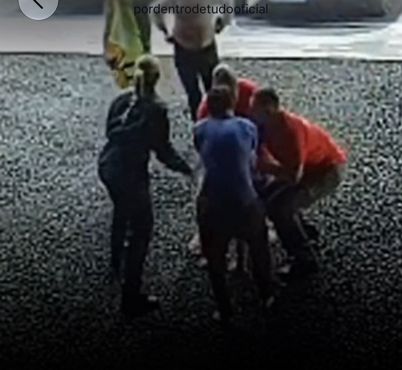 VÍDEO: Bombeiro salva menina de 7 anos que chegou inconsciente e engasgada ao quartel
