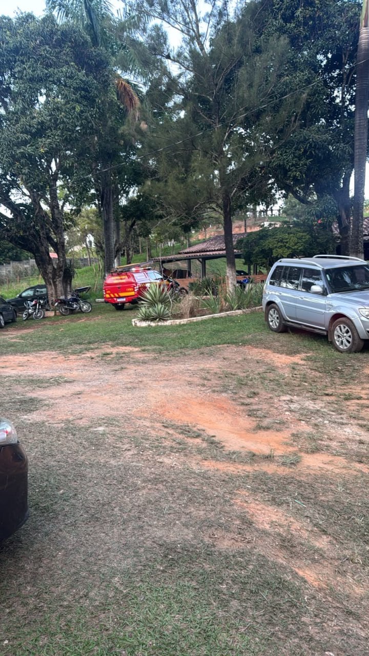 Homem de 66 anos morre após afogamento em piscina na RMBH